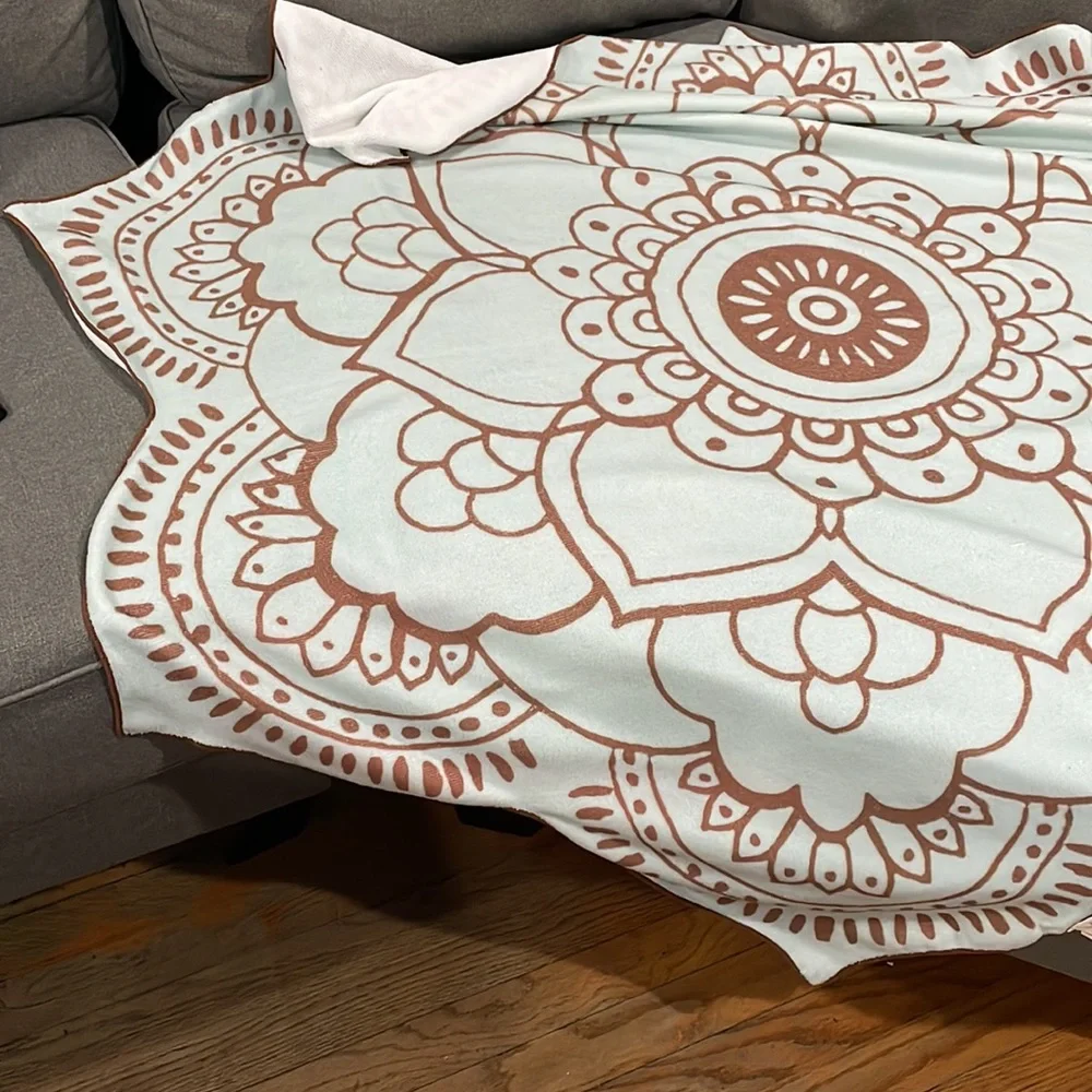 Vix Paula Hermanny Blue Brown Lotus Flower Beach Towel about 52” diameter